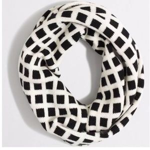 EUC - J Crew black and white check infinity scarf